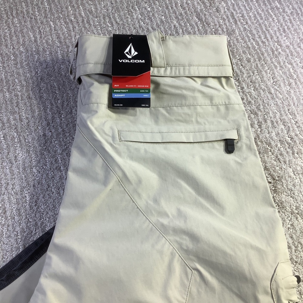 Volcom Mens Gore Tex Ski Snowboard Pants G1352505 Sand Tan Size Large NWT